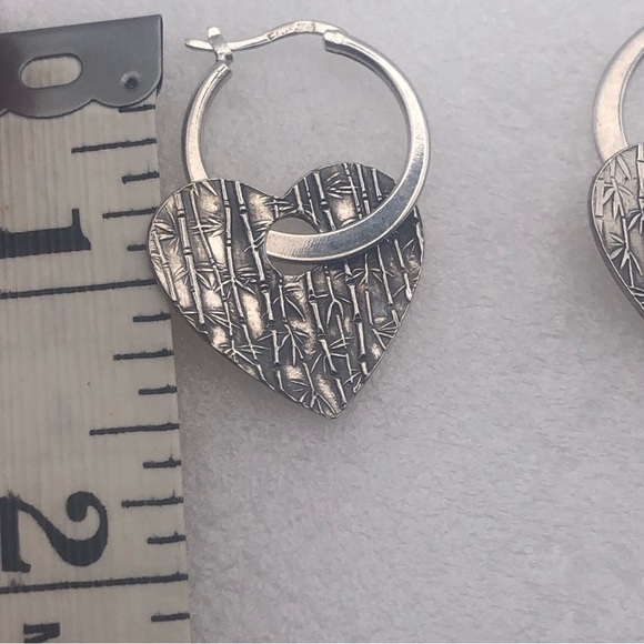 VTG Sterling Silver 2-Way Bamboo Pattern Heart Hoops Earrings 1” / 1.5” - Picture 5 of 6